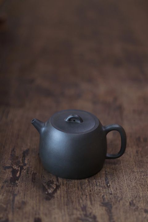 本山綠泥｜陳菊芳作品